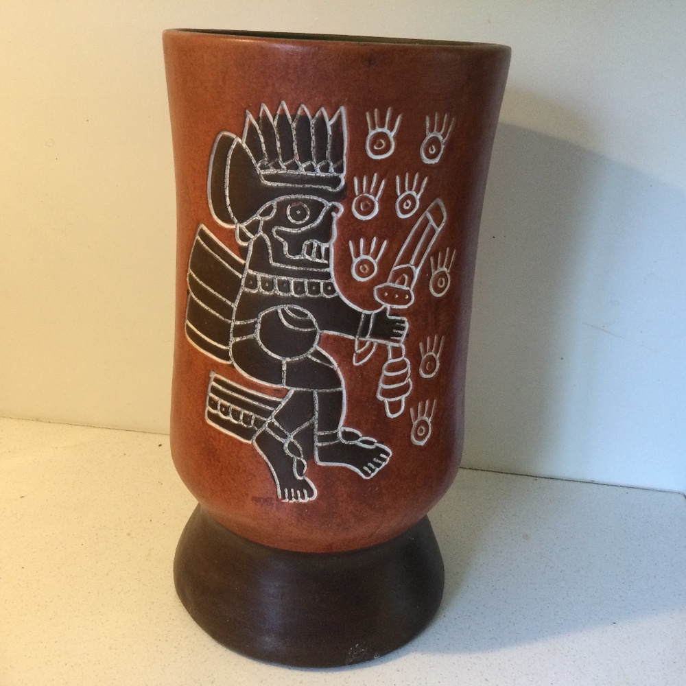 Vintage Leopoldo Mexico Aztec Hand Made Clay Pottery
